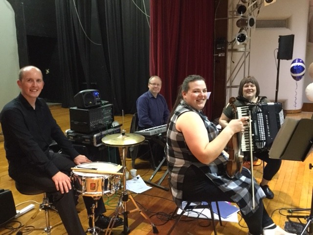 Susan MacFadyen (accordion), Shona MacFadyen (fiddle), Graham Berry (piano) Kieran Johnstone (drums)