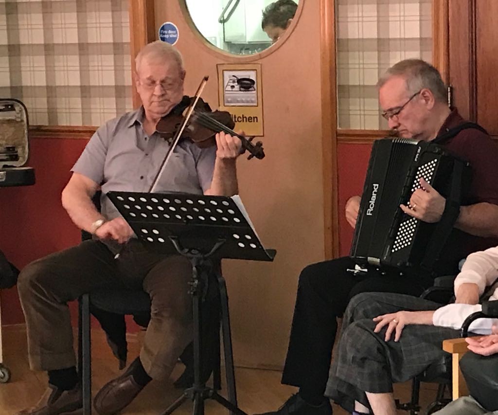 The musicians - Ian Kirkpatrick and George Meikle